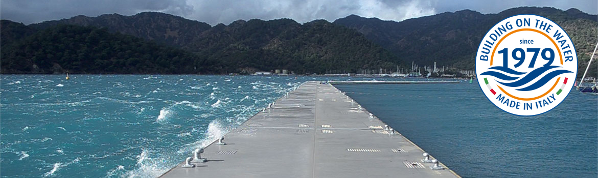 Ingemar - Floating breakwaters
20 x 6 x 2.4 m - 130 t